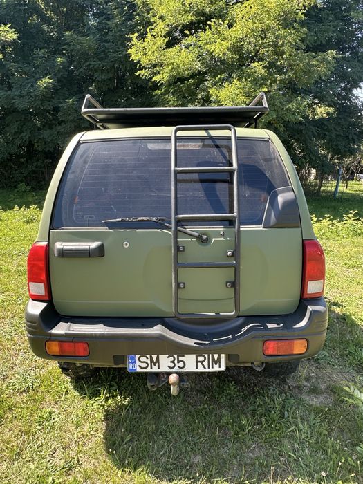 Vând Grand Vitara 2.0 Litri Benzină, 2001