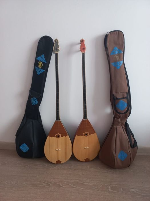 Продам домбыру 2 штуки