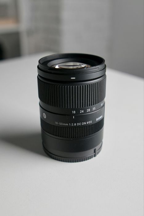 Объектив Sigma 18-50mm, f2.8