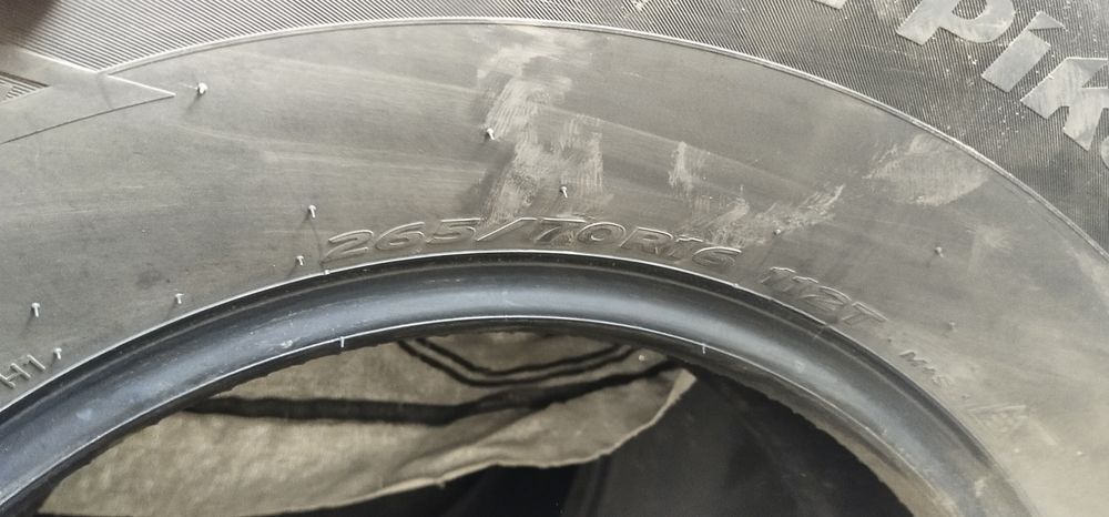 Продам Шины Hankook 265/70 R16