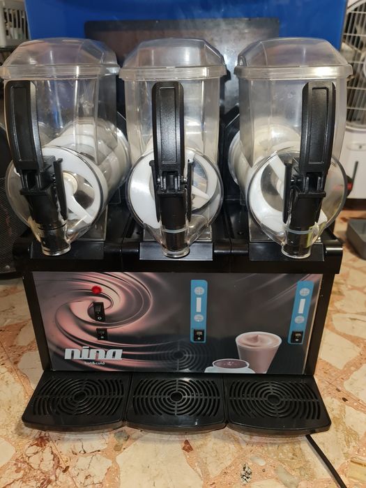 SPM 2 in 1 granitor si ciocolata calda cu 3 cupe