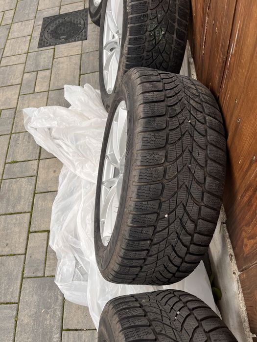 Roti complete R17 BMW (anvelope iarna)