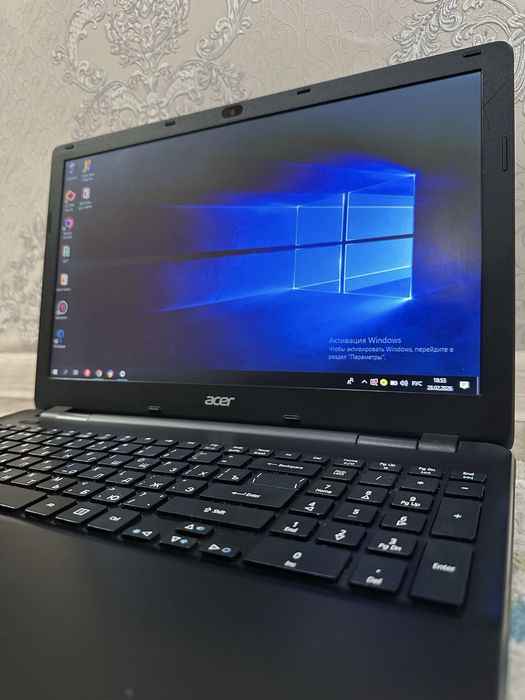 Ноутбук acer в хорошем состояний