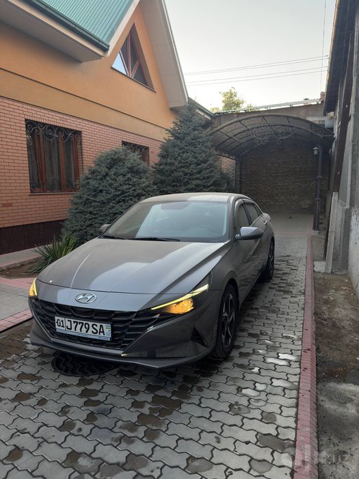 Hyundai Elantra 2.0 срочно