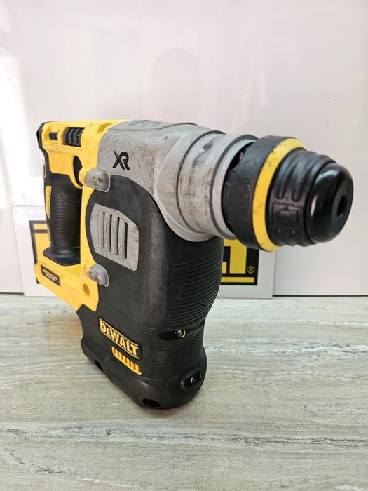 Dewalt Перфоратор DCH273 18V.