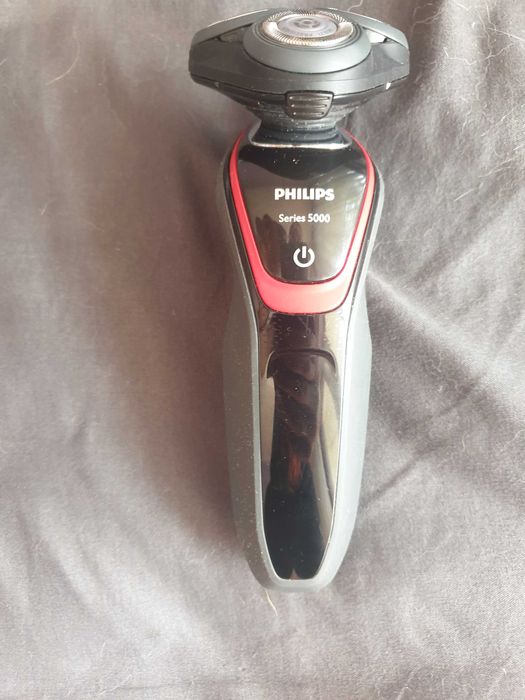Самобръсначка Phillips series 5000