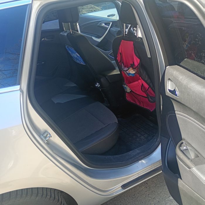 OPEL Astra 2011 — imagine 3