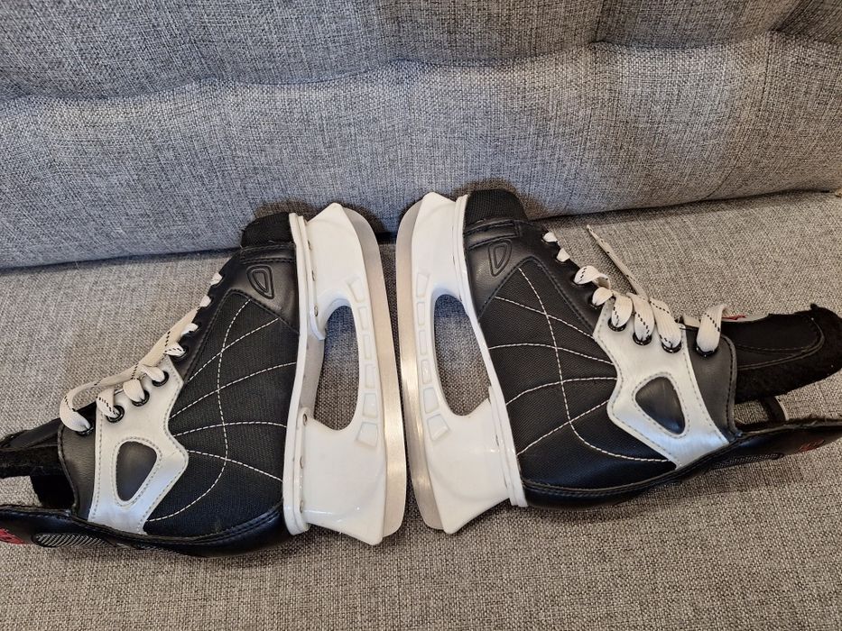 хокейни кънки Canada 37