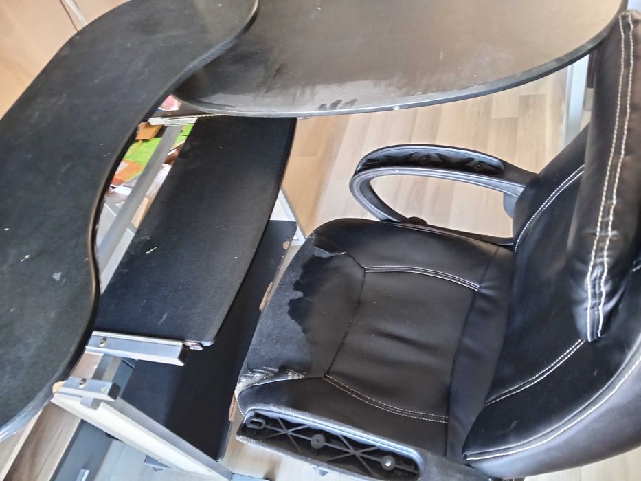 стол със бюро растегателно