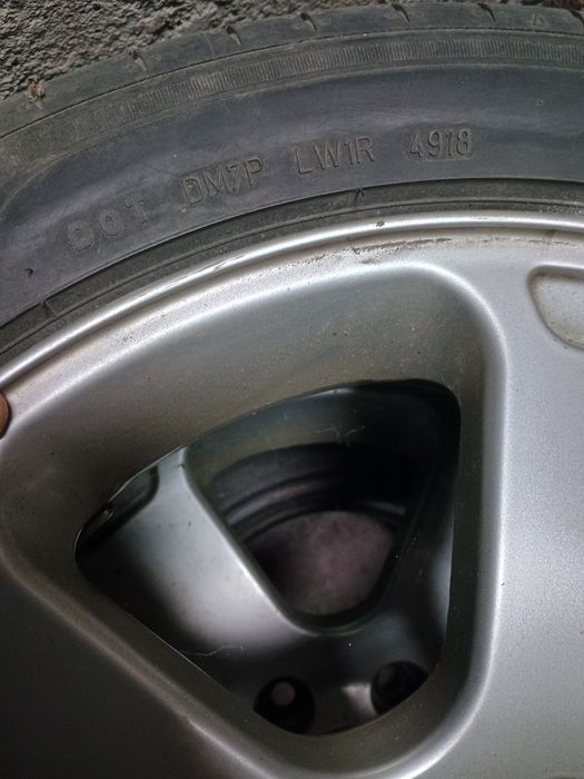Джанти 17 цола Audi ,VW с летни гуми 205/50/17