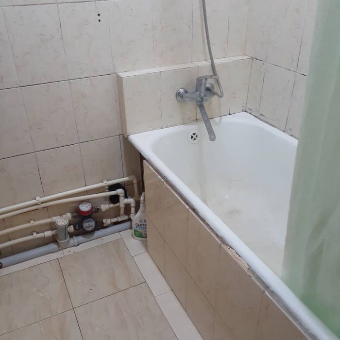 Продаётся 2 ком 8 микрорайон