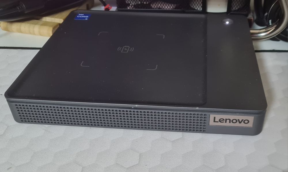 Sistem Lenovo Ideacentre 5 AIO 27" i5 11400T, 16 GB RAM, SSD 512 GB