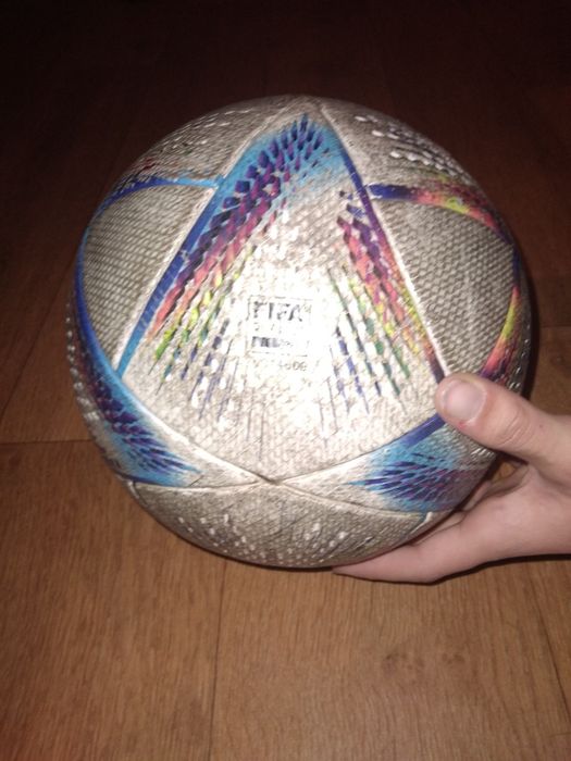 Мяч adidas. Оригинальный