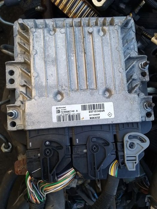 Calculator cod: 237101454R pentru Dacia Duster/ Diste 1.5 DCI, Euro 5 , an 2008-2015