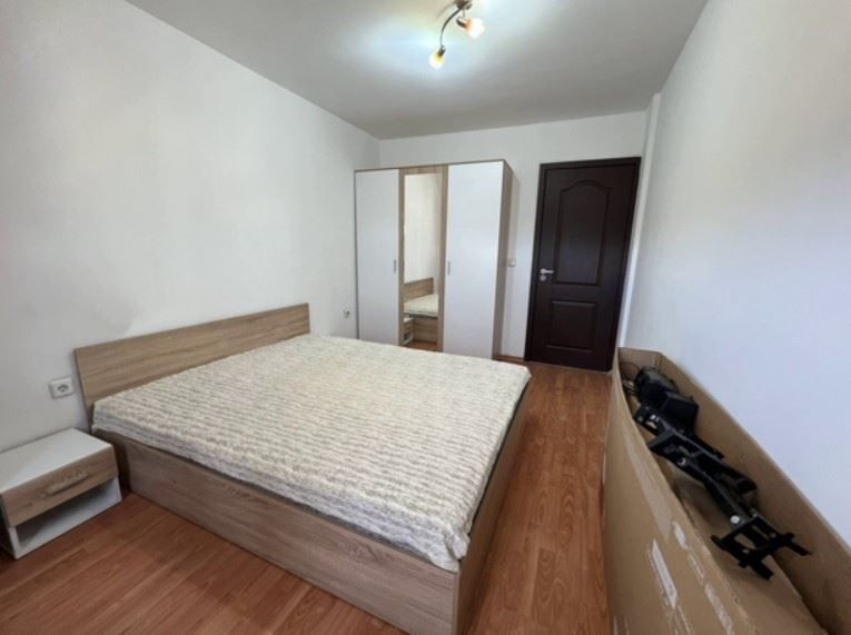 Дава се под наем Двустаен апартамент в София, Люлин 8 - 55 кв.м за 457.47 € - Снимка #2