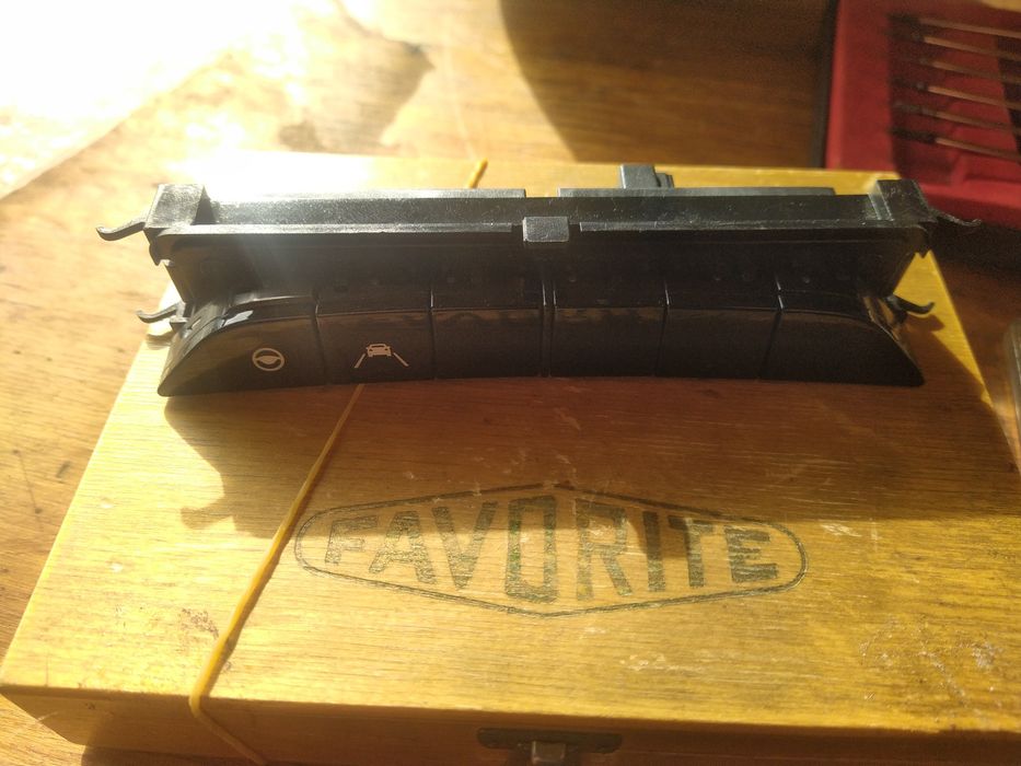 Конзола за асистенти,стъкла  и пищялки на вратите за Мерцедес W 222