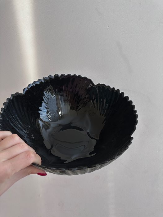 Луксозен сервиз с чаши и чинии