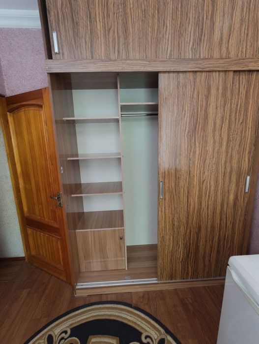 Срочно шкаф для одежды