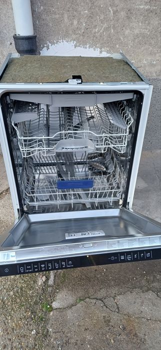 Съдомиялна Siemens за пълно вграждане