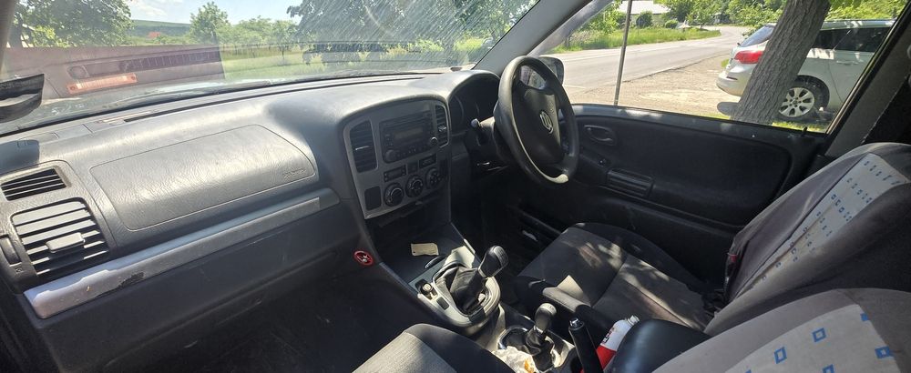 Suzuki grand Vitara 1.6 benzina!