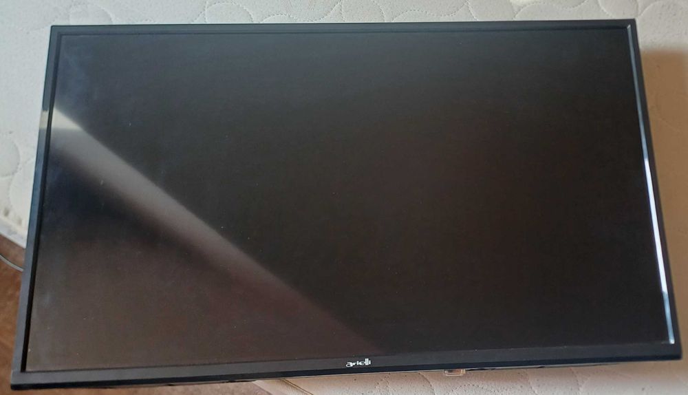 LED телевизор Arielli 32 инча
