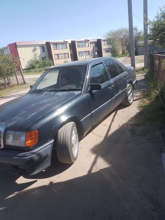 продам мерседес 1990г