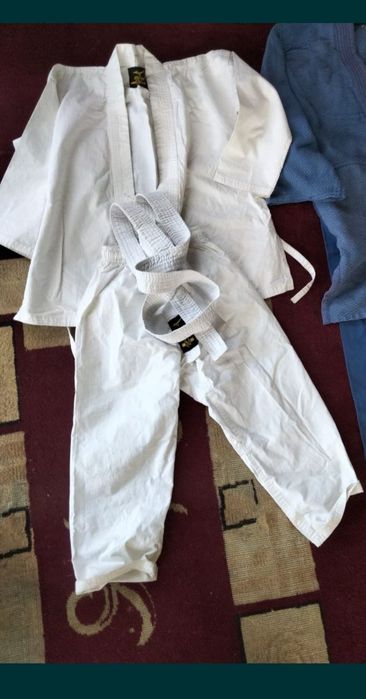 Продам кимано 7-9