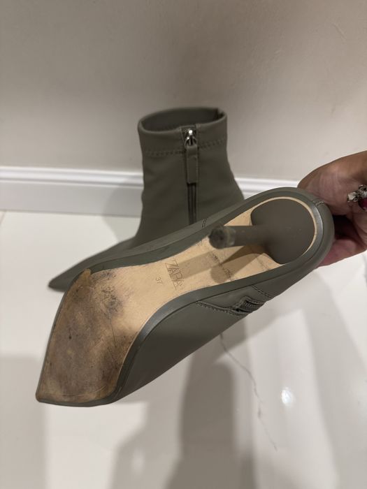 Продам полусапожки Zara