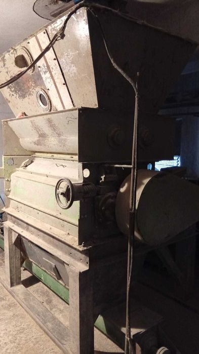 Linie completa de granulat furaje combinate - capacitate de 5 to/ora