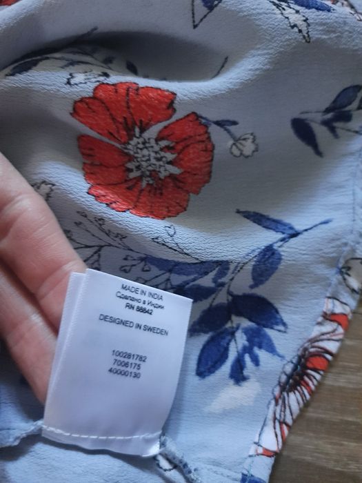 Продам новое фирменное платье