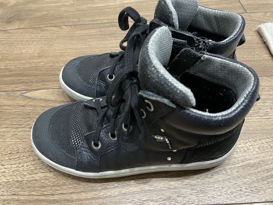 Весенний обувь Лель