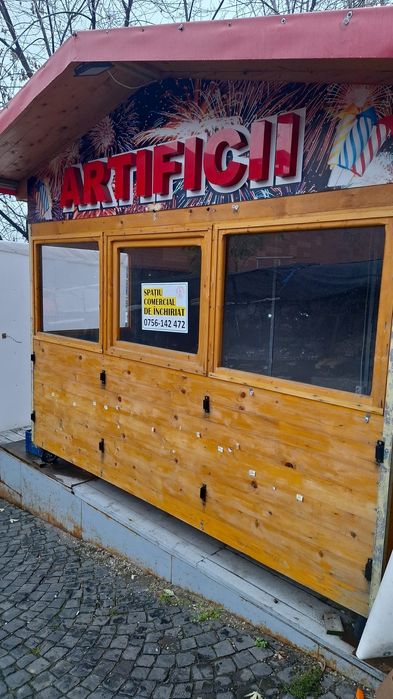 Casuta de lemn/ baraca/