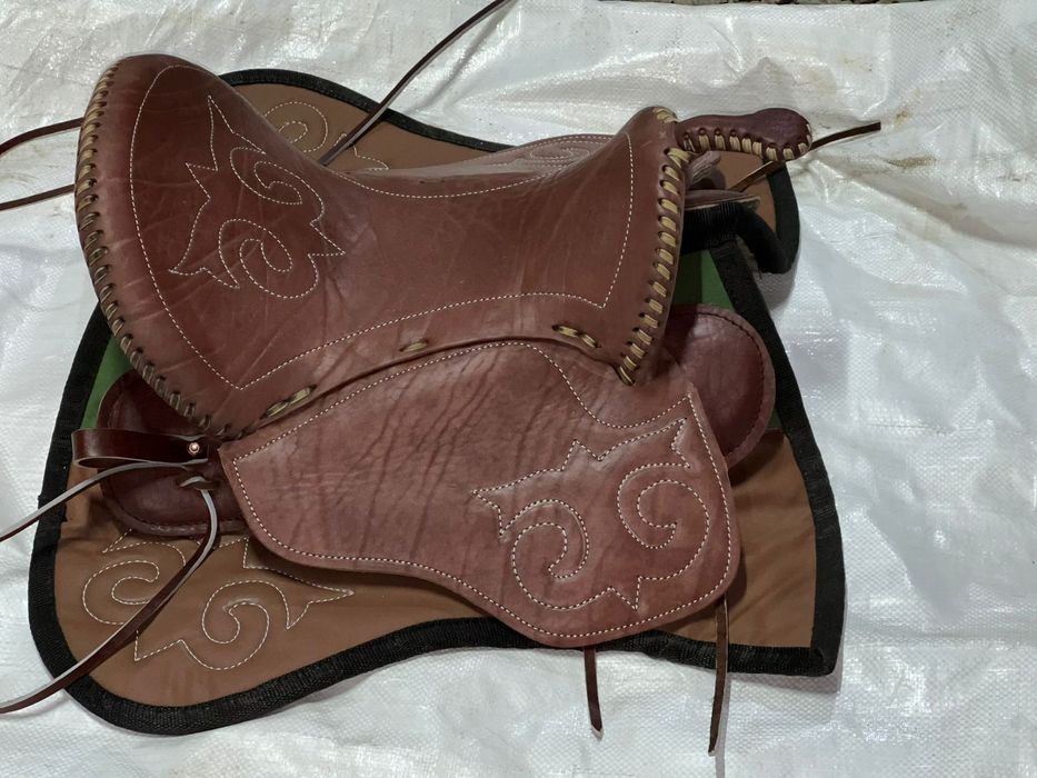 Продам новое седло кавалерия