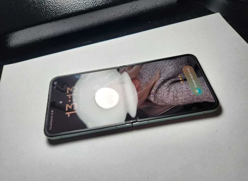 Telefon Samsung Flip 6