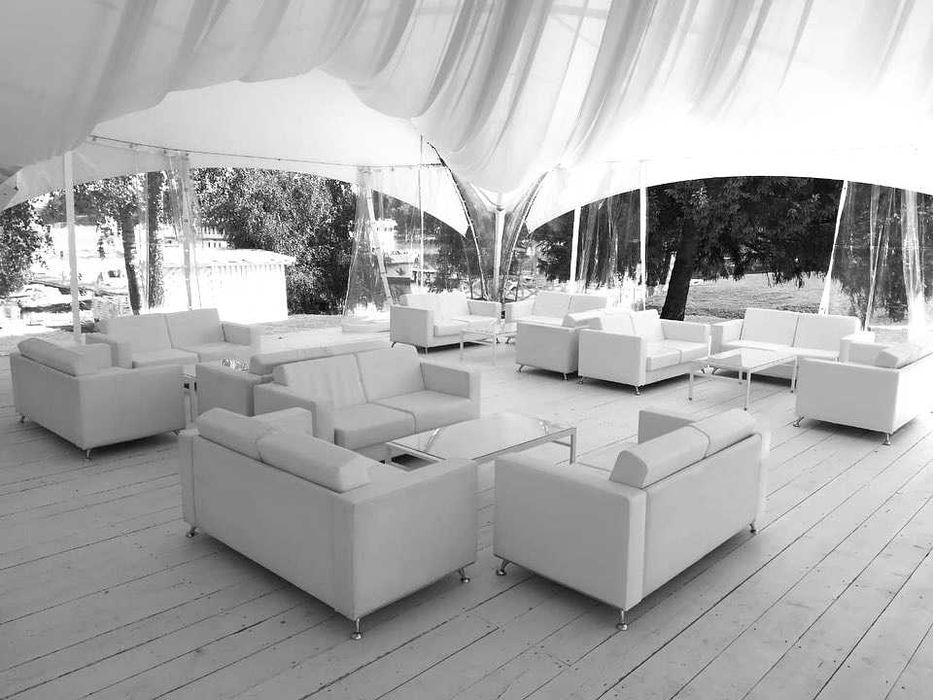 Аренда столов и стульев для выставок