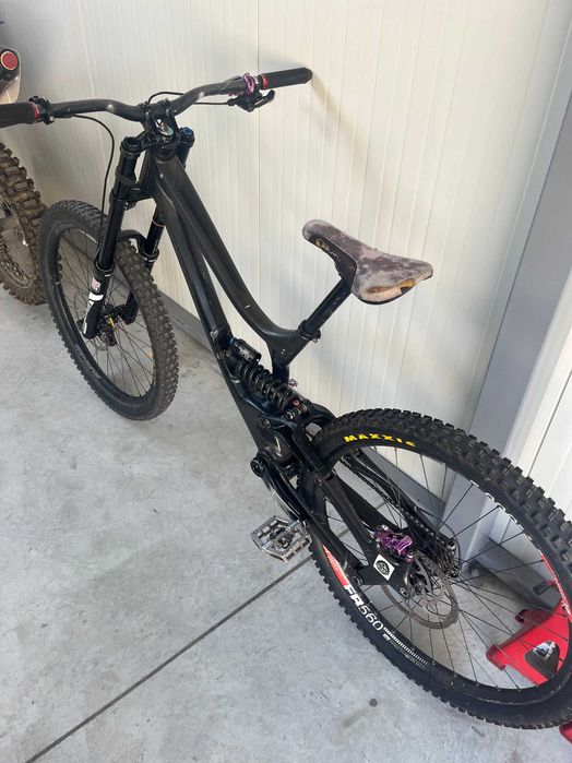 Specialized Demo 8 L 27.5