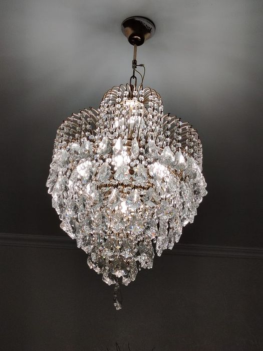 Продам Люстра б/у