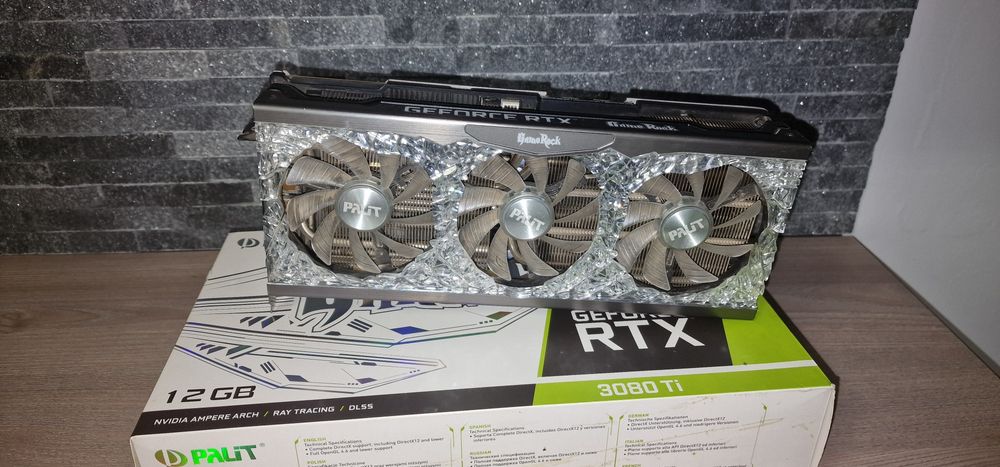 Placa video Palit GeForce RTX 3080 Ti GameRock LHR, cu 12GB de memorie GDDR6X
Placă video Palit GeForce RTX 3080 Ti GameRock LHR 12GB GDDR6X, 384-bit