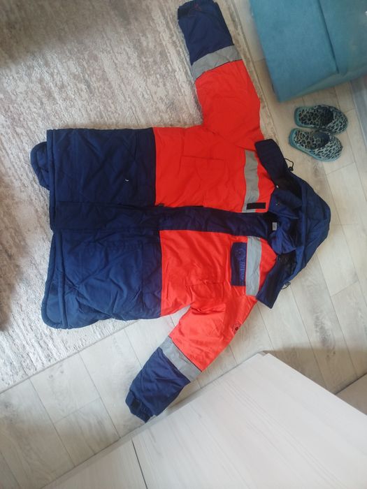 Продам срочно спец одежду