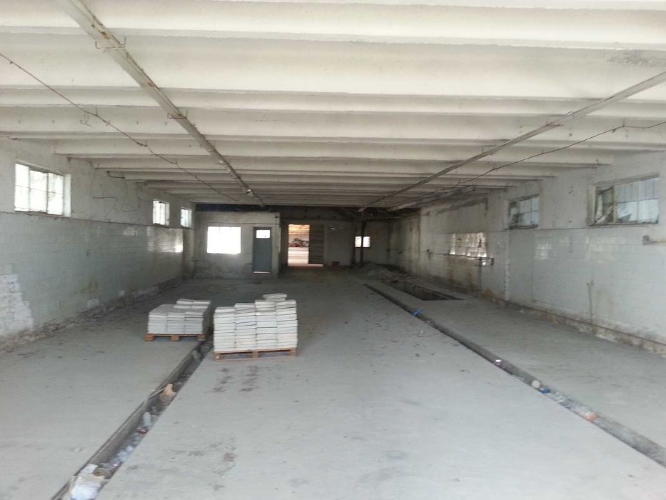 Дава се под наем Промишлена сграда в с. Ново село, Област Пловдив - 2000 кв.м за 1530 € - Снимка #3