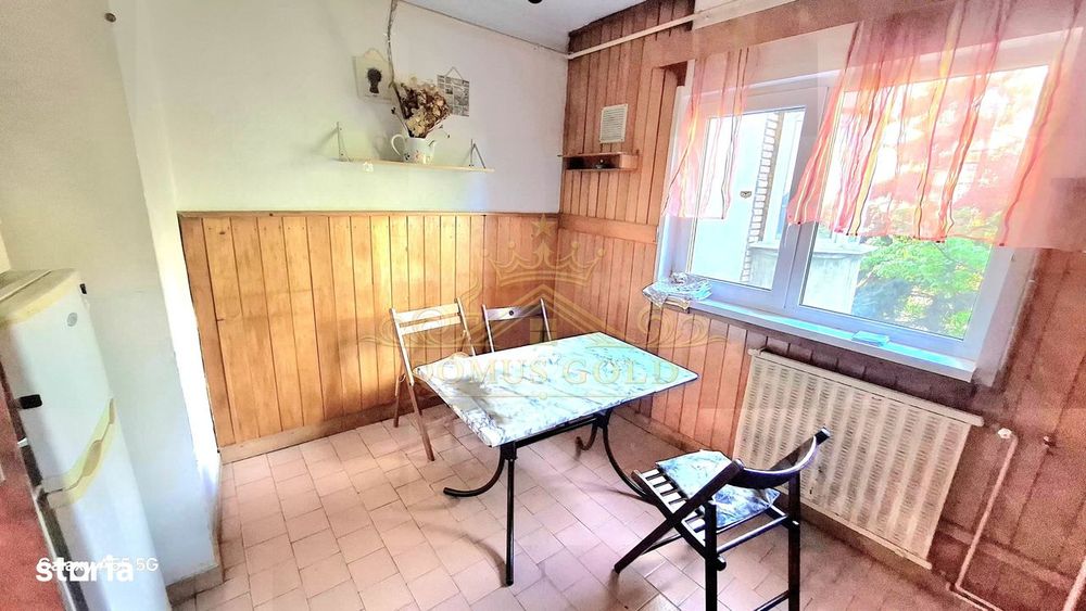 Vind apartament 3 camere Calea Manastur.