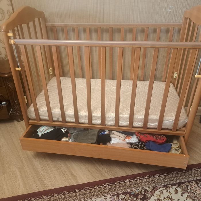 Детская кровать манеж