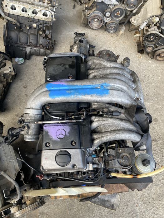 Двигатель  MERCEDES OM606