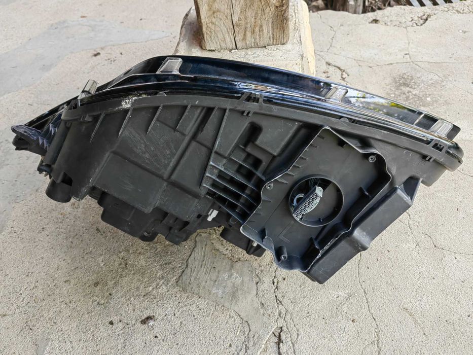 Фар Volvo XC90 LED десен / Фар Волво ХЦ90 LED Оригинален