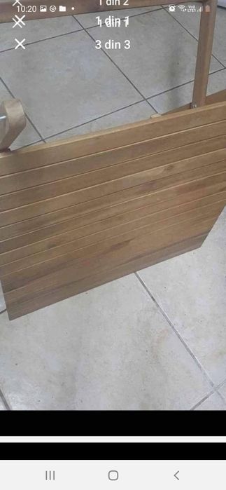 Vând masa rabatabilă cu 2 scaune rabatabile