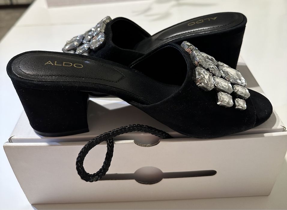 Женская обувь