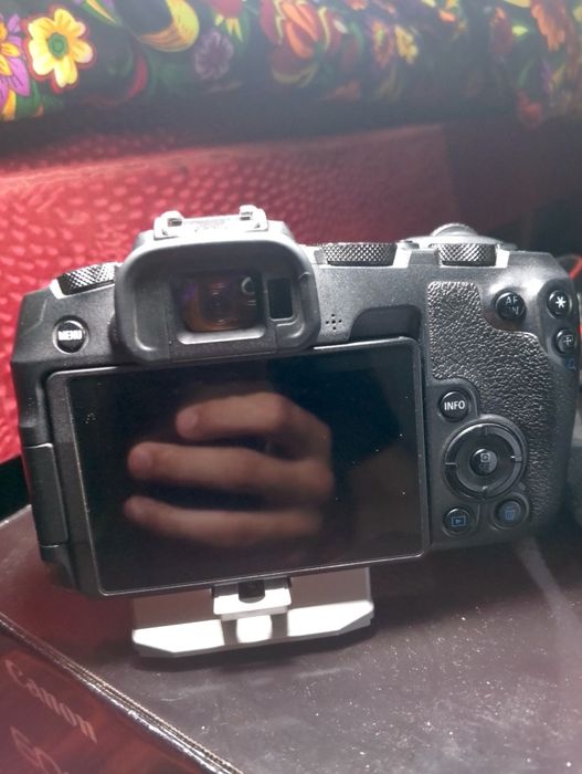 Canon eos R kafolati bor