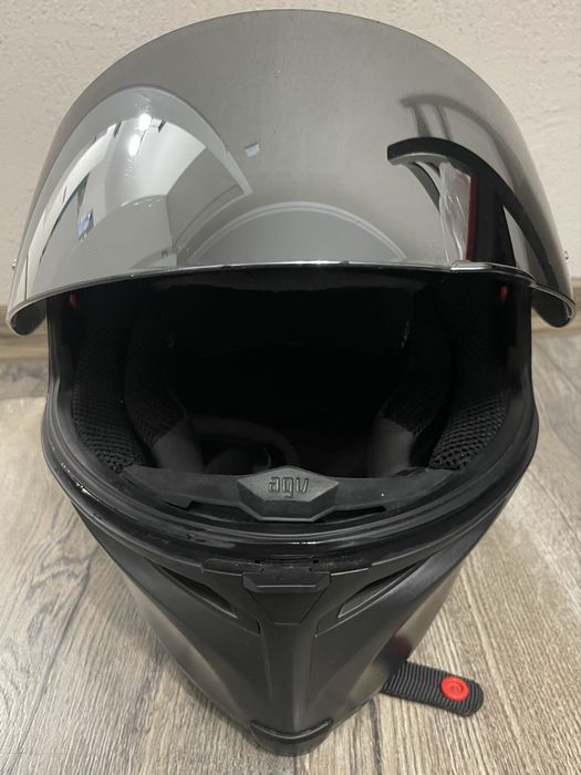 Каска AGV K5-S, размер S + допълнителен визъор