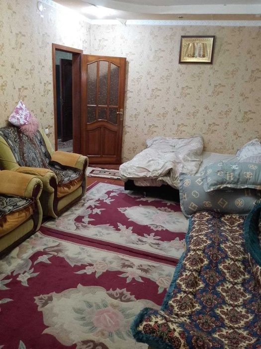 Продаётся 2х комн квартира на 1 этаже Ор-р  Мелодия Мезон Маркет