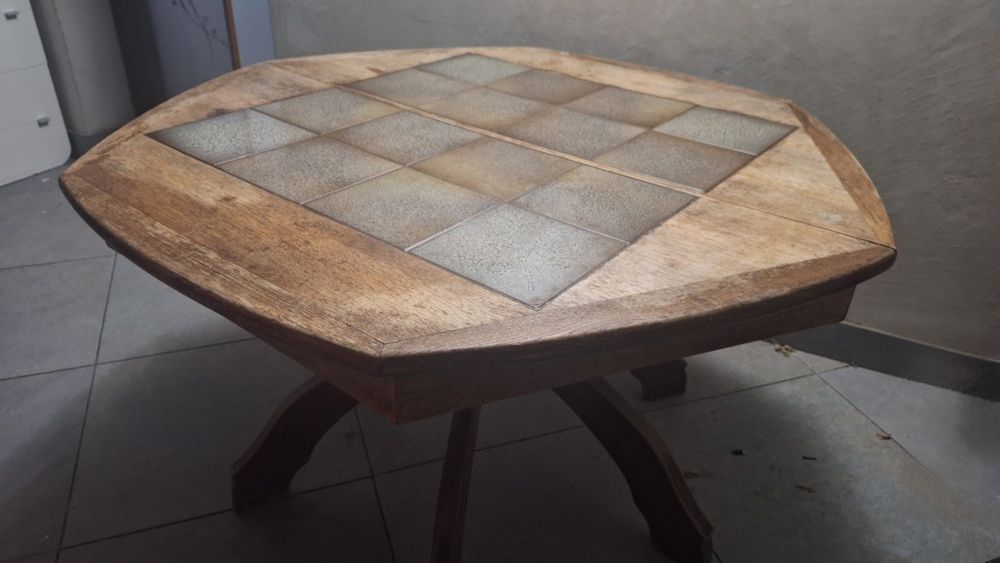 Masă de stejar cu gresie